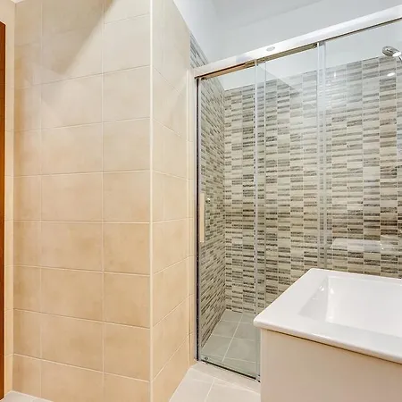 Main Square リエカ