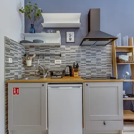 Main Square アパート